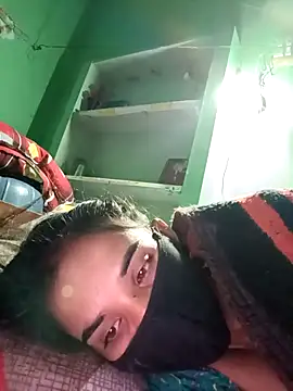 Uma sain online show from December 2025 12:42:01 AM