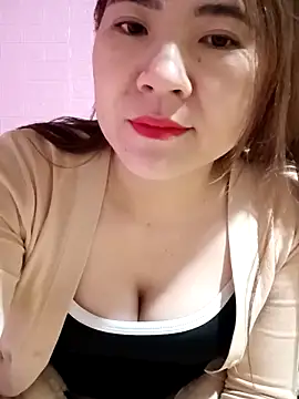 Lily-ross22 online show from December 2025 04:55:02 PM