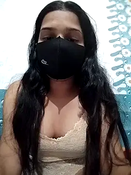 Snapshot of SEXY-SALONEY chatting on November 2025 05:17:01 PM SEXY-SALONEY online show from November 2025 05:17:01 PM