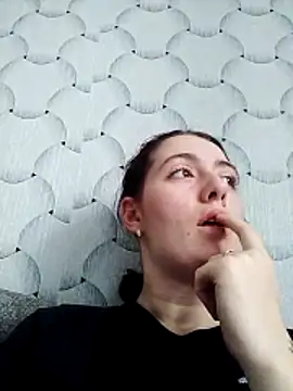 Snapshot of LoweredLockout chatting on February 2026 01:03:02 PM LoweredLockout online show from February 2026 01:03:02 PM