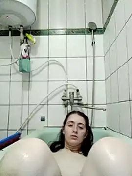 Snapshot of LoweredLockout chatting on February 2026 08:05:02 PM LoweredLockout online show from February 2026 08:05:02 PM