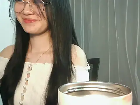 Nunaa18 online show from February 2026 12:31:01 PM