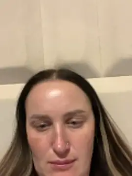 TomilaSi online show from April 2026 10:51:01 PM