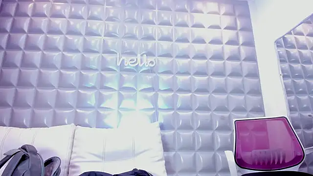 Snapshot of sol-angel chatting on December 2025 04:03:02 PM sol-angel online show from December 2025 04:03:02 PM