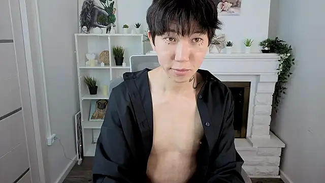 YugoAsian online show from November 2025 12:41:02 PM