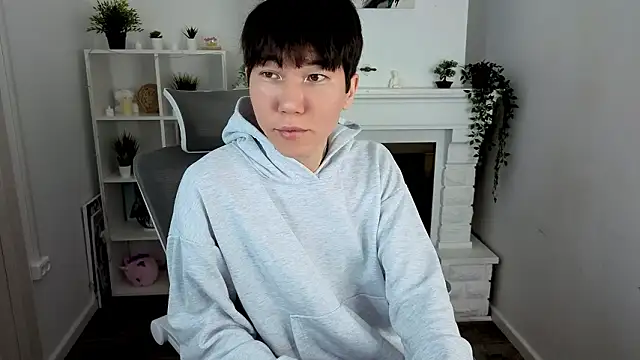 Snapshot of YugoAsian chatting on January 2026 12:31:02 PM YugoAsian online show from January 2026 12:31:02 PM