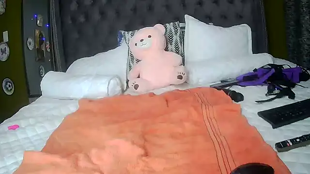 JuicyEbonyGoddess online show from February 2026 10:17:01 PM