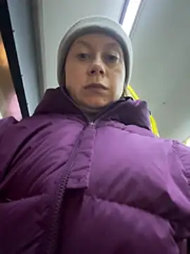 Brooke lover online show from March 2026 06:58:02 PM