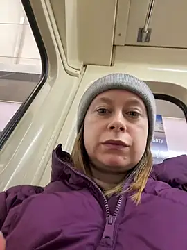 Brooke lover online show from March 2026 07:11:01 PM