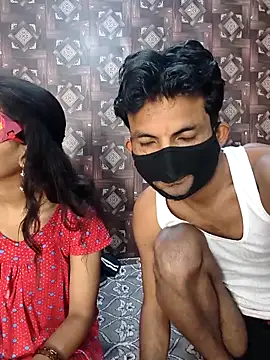 Sexy komal02 online show from April 2026 06:14:01 AM