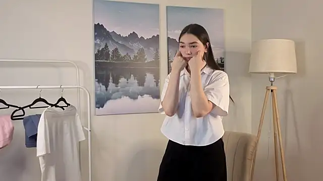 VannessaUpadhyaya online show from November 2025 08:36:02 AM