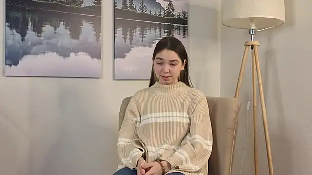 VannessaUpadhyaya online show from November 2025 03:18:02 AM