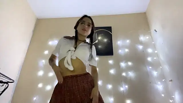 Kerrifan online show from November 2025 05:35:02 PM