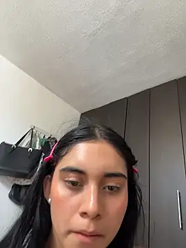 Miia moonn online show from January 2026 05:27:02 PM