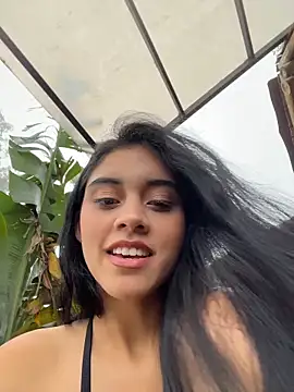 Miia moonn online show from March 2026 08:26:02 PM