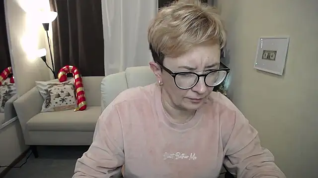 ChristinaRainforce online show from December 2025 01:38:02 PM