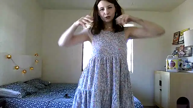 lilliabloom online show from February 2026 11:06:01 PM