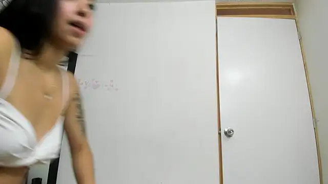 angel pink7 online show from December 2025 07:19:02 PM