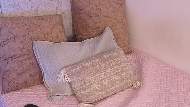 Kattie sweet1 online show from January 2026 01:05:01 PM