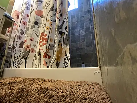 Snapshot of xxxenzo1 chatting on February 2025 06:15:02 PM xxxenzo1 online show from February 2025 06:15:02 PM