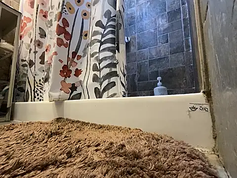 Snapshot of xxxenzo1 chatting on March 2025 04:54:01 PM xxxenzo1 online show from March 2025 04:54:01 PM