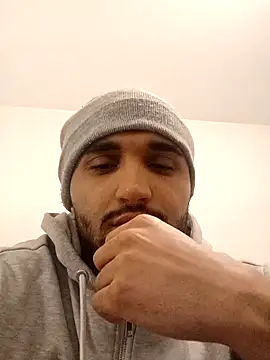 elgasmii online show from February 2026 06:30:01 PM