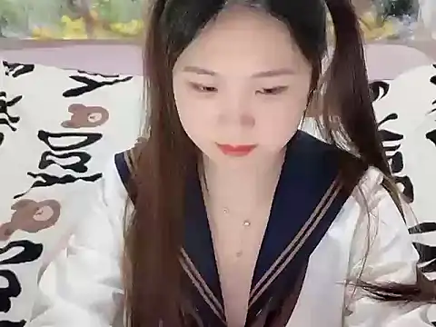 Poppy13 online show from November 2025 01:13:01 PM