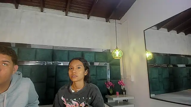  bonnyandclyde online show from March 2026 12:49:01 PM