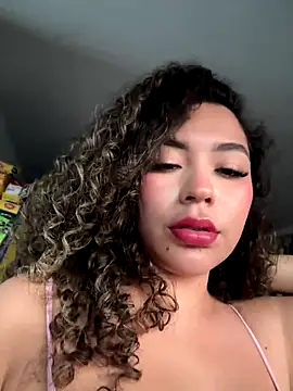 VictoriaaRose online show from November 2025 10:36:01 PM