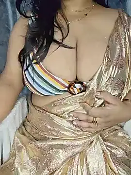 Snapshot of Curvy_Pooja chatting on June 2026 06:00:02 PM Curvy Pooja online show from June 2026 06:00:02 PM