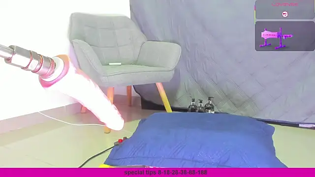 sophie 1  online show from February 2026 02:33:01 AM