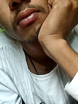 handsome boy07 online show from February 2026 04:54:02 AM