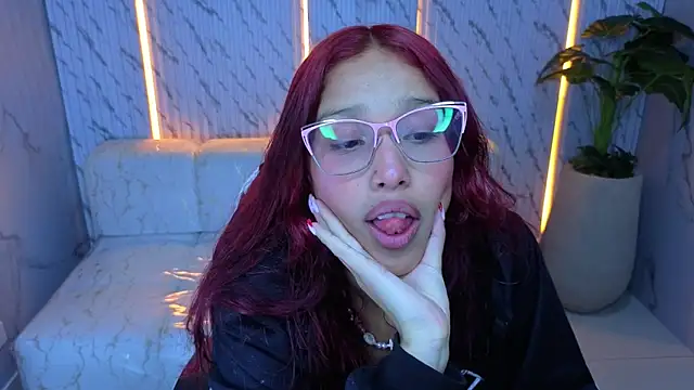 Saphire Tx online show from December 2025 01:07:01 PM