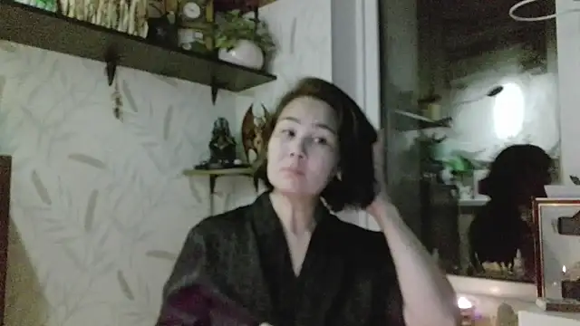 Nettie Allie online show from November 2025 08:33:02 PM