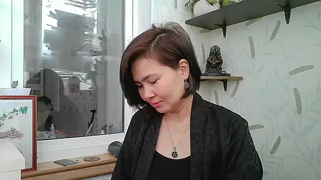 Snapshot of Nettie_Allie chatting on December 2025 08:52:01 AM Nettie Allie online show from December 2025 08:52:01 AM