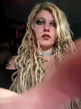 Snapshot of Horny_hippie chatting on January 2026 10:19:02 AM Horny hippie online show from January 2026 10:19:02 AM