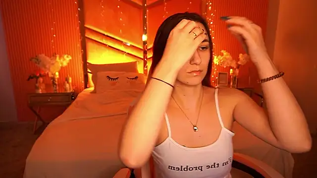 Snapshot of RoxieRay chatting on February 2026 12:26:02 PM RoxieRay online show from February 2026 12:26:02 PM