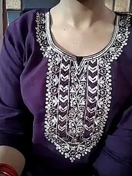 RASHMI SHARMA9 online show from April 2026 07:50:02 AM