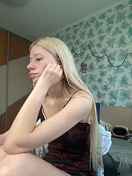 Barbie Blondie online show from March 2026 08:30:02 AM