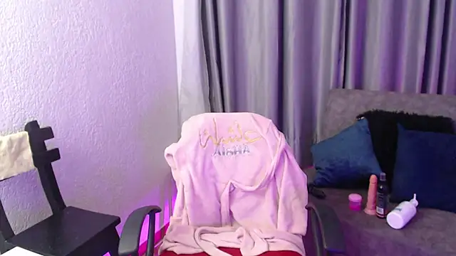 TiinaJonus  online show from April 2026 06:19:01 AM