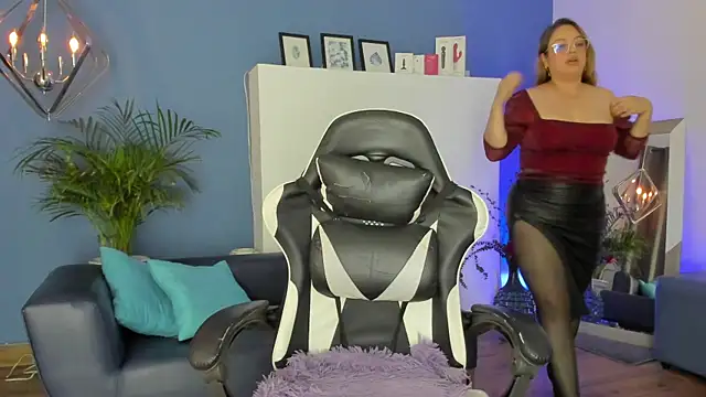 Snapshot of Anto_Thompson chatting on May 2026 08:25:02 PM Anto Thompson online show from May 2026 08:25:02 PM