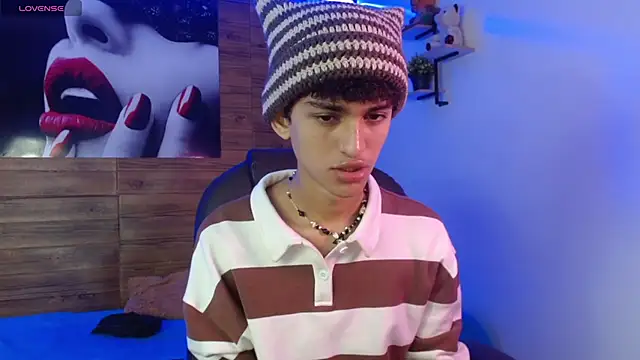 Michaelkoiv online show from November 2025 12:19:02 PM