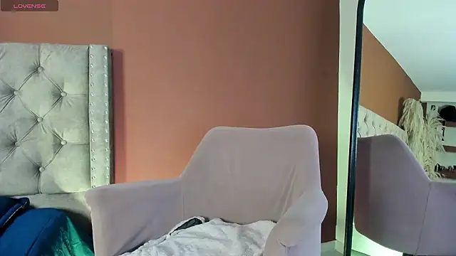 Snapshot of luna_cute__ chatting on January 2026 02:10:01 PM luna cute online show from January 2026 02:10:01 PM