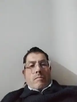 Fuegosutil online show from December 2025 06:00:01 AM