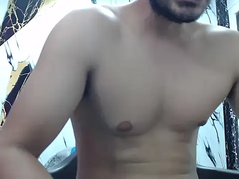 Snapshot of simonm667 chatting on June 2026 10:30:01 PM simonm667 online show from June 2026 10:30:01 PM