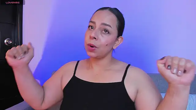 Snapshot of jimena_chic1 chatting on June 2026 08:24:02 PM jimena chic1 online show from June 2026 08:24:02 PM