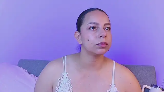 Snapshot of jimena_chic1 chatting on July 2026 04:36:02 PM jimena chic1 online show from July 2026 04:36:02 PM