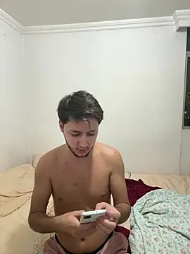 Snapshot of RicoValen chatting on February 2026 11:49:02 PM RicoValen online show from February 2026 11:49:02 PM