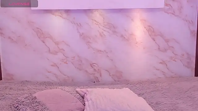 Dakota ferreti  online show from April 2026 08:36:01 PM