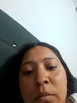 Snapshot of Renatta_Sweet chatting on May 2026 12:59:01 AM Renatta Sweet online show from May 2026 12:59:01 AM